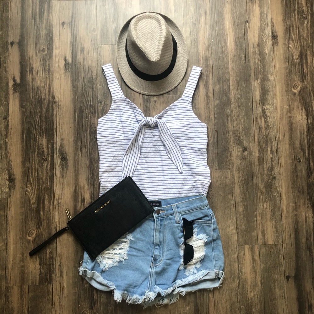 Lucky Brand Striped Tie Front Top - Picture 2 of 5